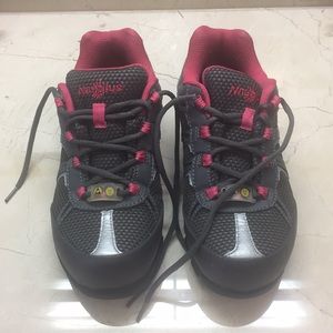 Women's safety shoes 7.5W